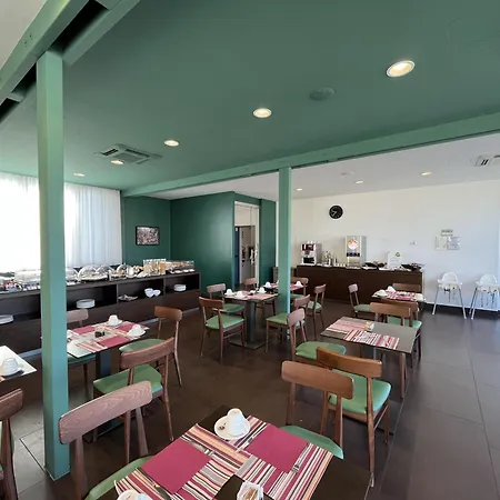 Best Western Plus Hotel Plaza-3